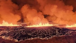 На юго-западе Исландии происходит извержение вулкана