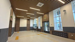 ​В Буландынском районе проверили ход реконструкции железнодорожного вокзала