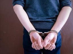 Семь лет лишения свободы за изготовление мефедрона получил житель столицы