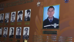 Полицейские почтили память погибшего при исполнении служебных обязанностей сотрудника полиции