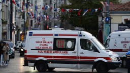 Количество пострадавших при землетрясении в Турции выросло до 93 человек