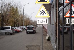 В Кокшетау директор школы поблагодарила полицейских за установку искусственных неровностей