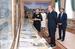 Токаев посетил Педагогический колледж имени М. Ауэзова