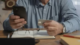 ​Звонок из налоговой обошелся акмолинцу в 3,8 млнтенге. Полицейские призывают к бдительности